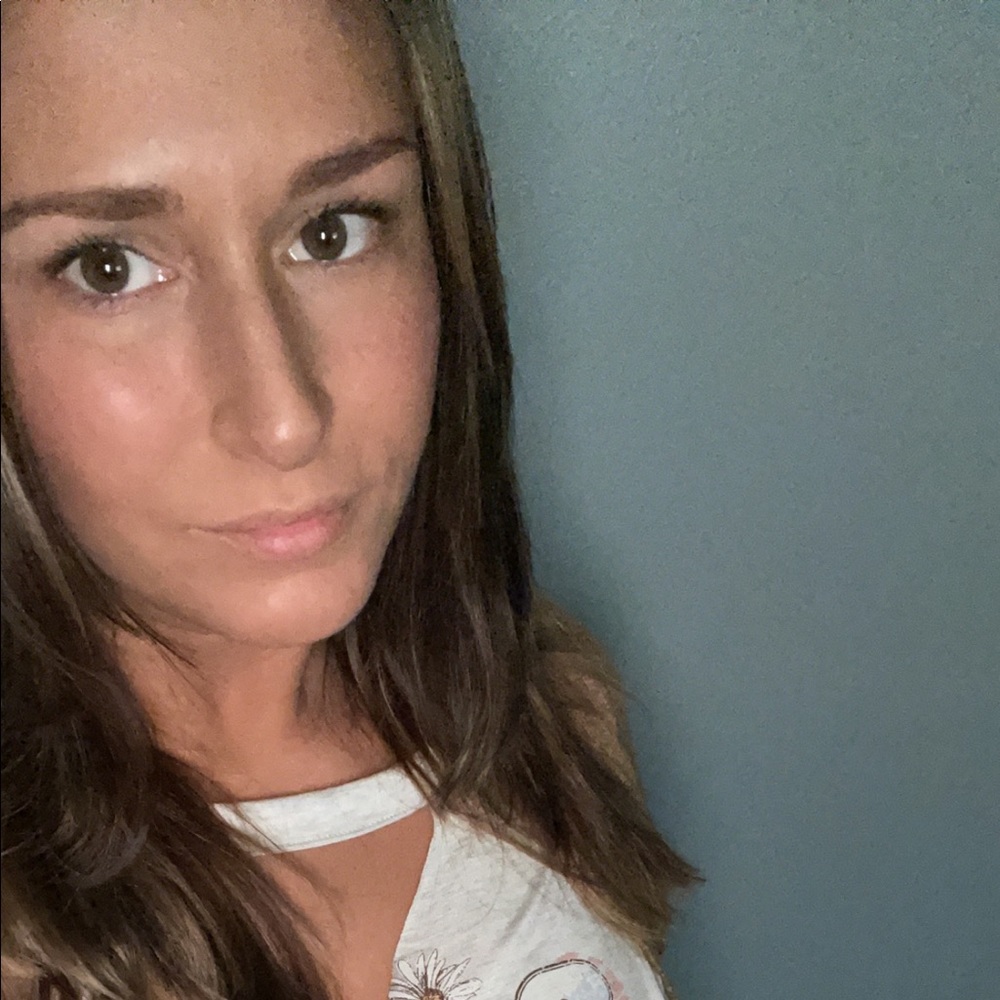 Meet your Posher, Ash